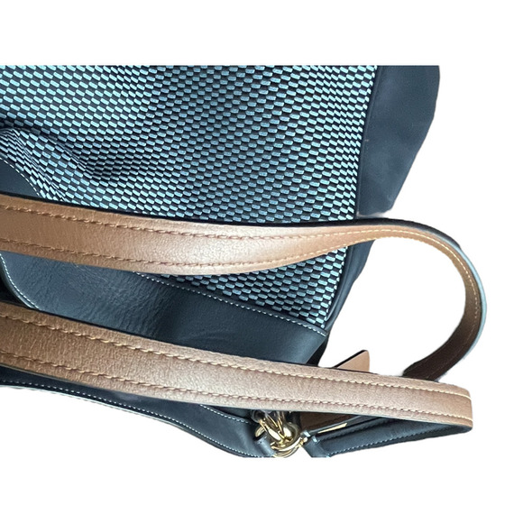 Authentic Coach Lexy Woven Leather Canvas Shoulder Bag - Picture 11 of 16